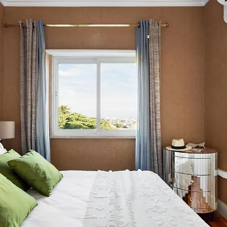 Altido Exquisite 2-br In Monte Daire *
