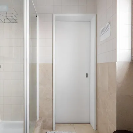 Altido Exquisite 2-br In Monte Daire *