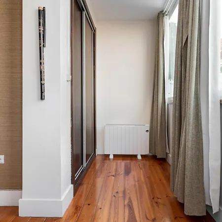 Altido Exquisite 2-br In Monte Daire *